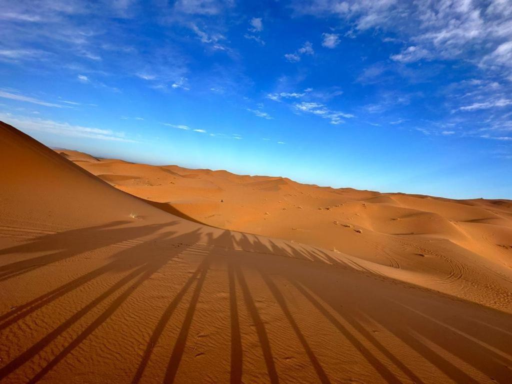 Отель Erg Chebbi Starlight Camp Мерзуга Экстерьер фото