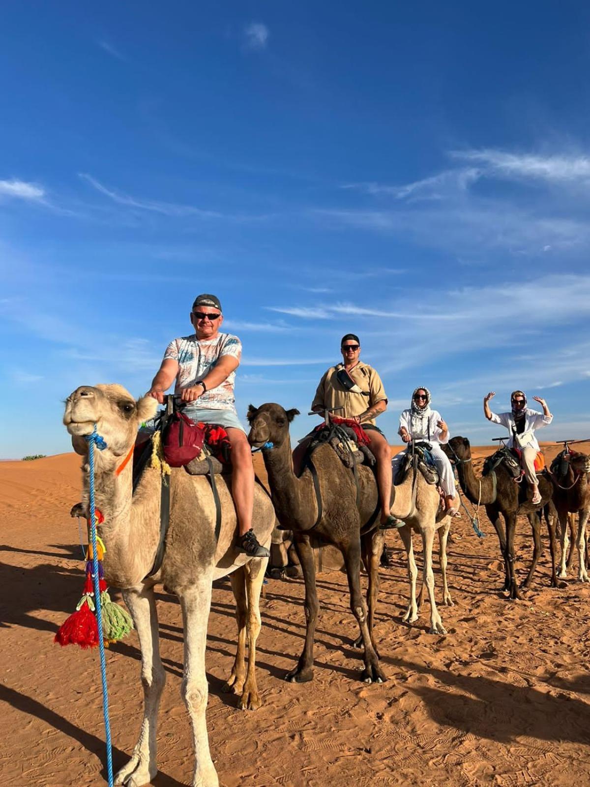 Отель Erg Chebbi Starlight Camp Мерзуга Экстерьер фото